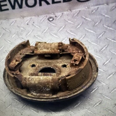 FC11 FRENO DELANTERO DERECHO TRASERO 85 HONDA FOURTRAX TRX250 TRX 250 2x4 ENVÍO GRATUITO EE. UU. Foto 1 de 4