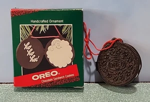 Vtg 1986 Hallmark Keepsake Ornament "Oreo Chocolate Sandwich Cookies" - Picture 1 of 10
