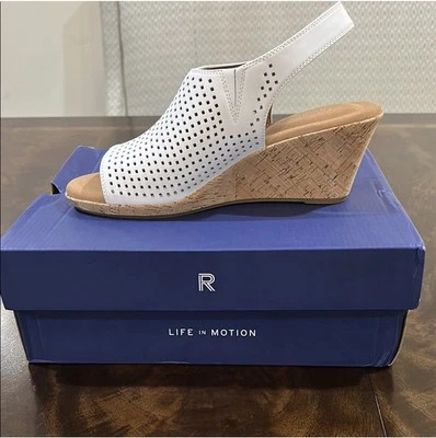 Sandalia de cuña Rockport Briah Perf con honda trasera en blanco talla 9,5 W Foto 1 de 4