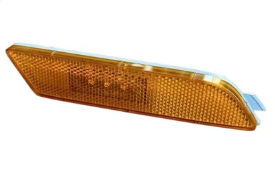 Оригинальный габаритный фонарь Audi Q3 8U 2017 VAG 8U0945072 - Изображение 1 из 2