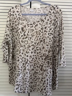 Blusa túnica boho con estampado animal 2X manga 3/4 elástica nuevas direcciones mujer Foto 1 de 4