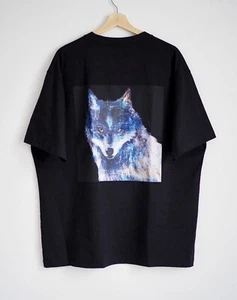 Final Fantasy Size XL 16 Torgal Wolf Kenshi Yonezu Uniqlo T Shirt New - Picture 1 of 7