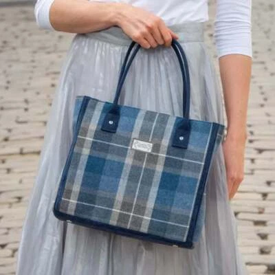 Earth Squared Tweed Tote Bags