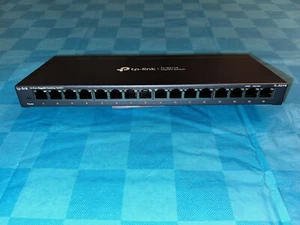 TP-LINK TL-SG116 16 Port Network Switch - Picture 1 of 5