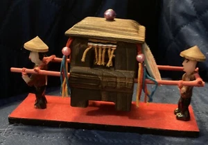 CHINESE Wooden Traditional WEDDING Carriage With Fringe On Openings - Bild 1 von 3