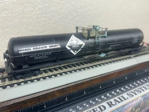 SHELL CHEMICAL -NICKEL SULFATE  20700  NON-INSULATED TANK CAR HO SCALE WEATHERED - Picture 1 of 9