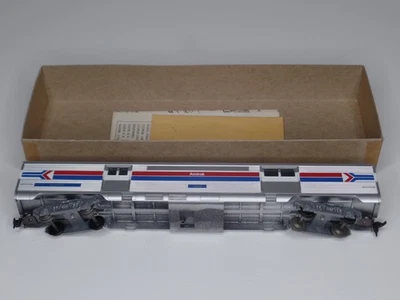 Athearn HO Scale 1:87 #1789 Streamline Baggage Passenger Car Amtrak #1040 No Box - Image 1 of 4