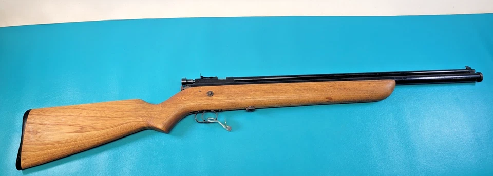 Rifle de aire comprimido vintage Crosman modelo 114,22 Cal CO2 + procedencia 1313 c. 1950-55 Foto 1 de 4