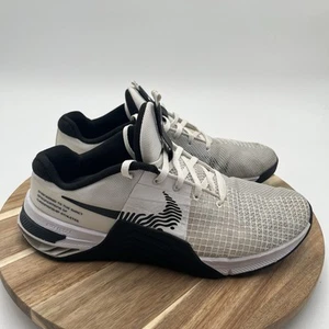 Nike Metcon 8 TB Workout Shoes Weightlifting White Black DV4382-100 Mens 10.5 US - Picture 1 of 9