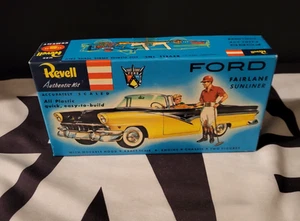 Ford Fairlane Sunliner 1956 kit modelo 1/32 Revell vintage sin usar, en caja nuevo sin construir - Imagen 1 de 5