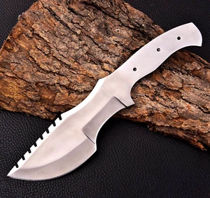 Custom made High Polish Carbon Steel Hunting Tracker Knife 2847 - Picture 1 of 5