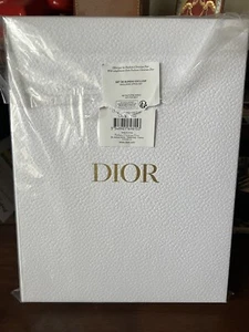 Dior Exclusive Office Set Notebook And Pencils All Around The World Edition NEW - Picture 1 of 3