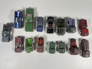 Lotto di 15 auto vintage Tootsietoy e Midgetoy in metallo pressofuso - Foto 1 di 16