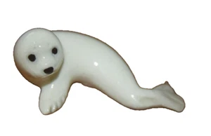 Hagen Renaker  Baby White Harp Seal Pup - Picture 1 of 3