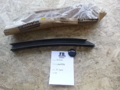 Chrysler Lebaron GTC descapotable 1992-1994 soporte riel junta trasera derecha superior Foto 1 de 4