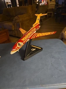 Danbury Mint Die Cast WASHINGTON REDSKIN Team Plane Boeing 727 Airplane / COA - Picture 1 of 6