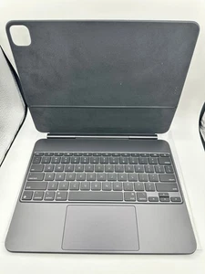 APPLE IPAD SMART KEYBOARD QWERTY MAGNETIC FOLIO A2974 - 13inch M4 - Picture 1 of 4