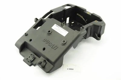 Ducati 749 999 año 2004 - Nivel de batería Cajas de batería Foto 1 de 3