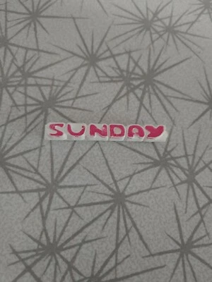 ¡VERDADERO! De colección Años 70 Pinza de Pelo A Presión Peine Apretado Pasador BUENO Blanco Rosa DOMINGO ¡DIFÍCIL DE ENCONTRAR! Foto 1 de 3