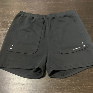 Converse Women’s Utility Pocket Shorts – Black, Size Medium (New) - Picture 1 of 4