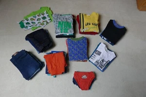 40 Teile Paket Kinderkleidung Jungen Sommer 122 - Bild 1 von 7