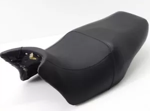 85-07 YAMAHA VMAX VMX12 V-Max 1200 OEM Asiento Delantero Conductor Trasero Pasajero USADO - Imagen 1 de 10