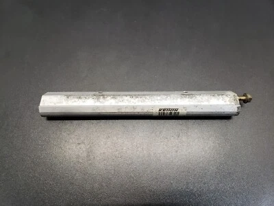 Tubo de riel de combustible delantero Honda Pilot 2003-2004 OEM 16610-P8E-A00 Foto 1 de 4