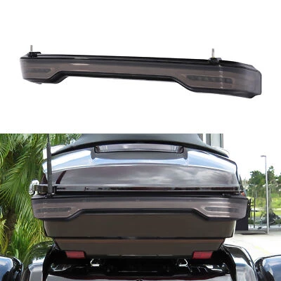 Luz trasera de freno LED para maletero King Pack apta para Harley Street Road Glide 14-25 Foto 1 de 4