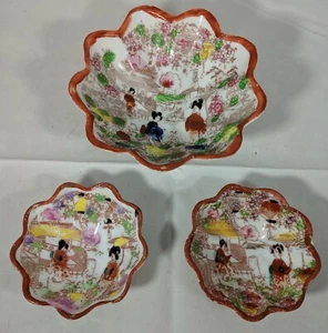 Set of 3 Vintage Famille Rose Geisha Girl Bowls Footed Scalloped Hand Painted - Picture 1 of 8