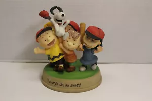 2011 Hallmark Peanuts Gallery "Victory's oh, so Sweet!" Snoopy & Gang Baseball - Picture 1 of 8