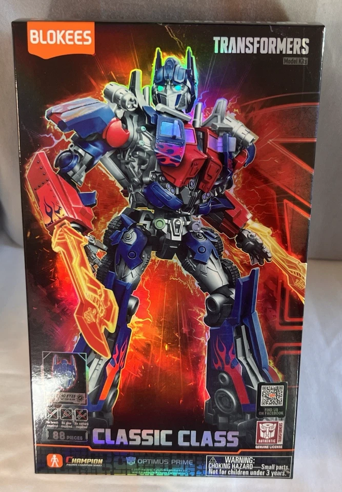 Hasbro Blokees Transformers Classic Class Optimus Prime (71141) (BOX DMG) (NEW)