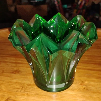 Soporte votivo de vidrio con carcasa verde Mikasa Skyline ~ Checoslovaquia Foto 1 de 4