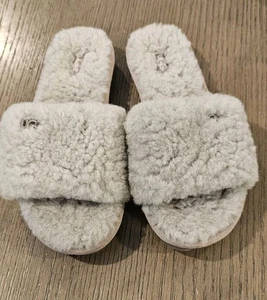 UGG Damengröße 5 Lammfell flauschige Pantoletten Hausschuhe – beige/cremefarben - Bild 1 von 5