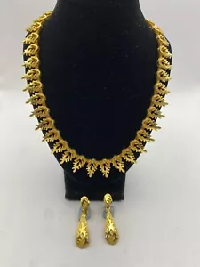 Chocker de flecos sin cuello con eslabones extensores + pendientes a juego tono dorado 35 cm - Imagen 1 de 10