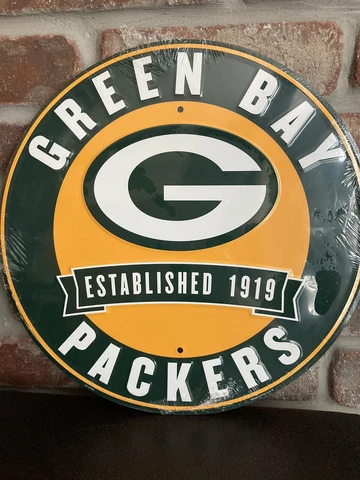 Green Bay Packers NFL 12" Round Metal Embossed Sign Gym Garage Mancave She Shed Cover
