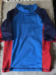 Cat and Jack Boys Rashguard Swim Shirt Extra Small (4/5) - Picture 1 of 3