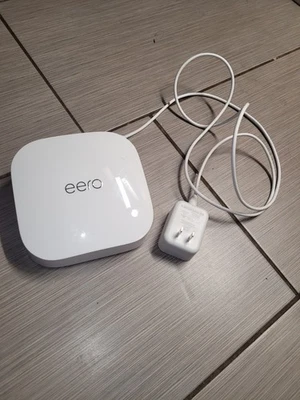 Eero Pro 6E Tri-Band Mesh Wi-Fi Router S010001 with OEM Power Cable Cord used - Image 1 of 4