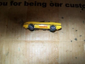 1987 Hot Wheels Chevrolet Corvette Yellow - Picture 1 of 6