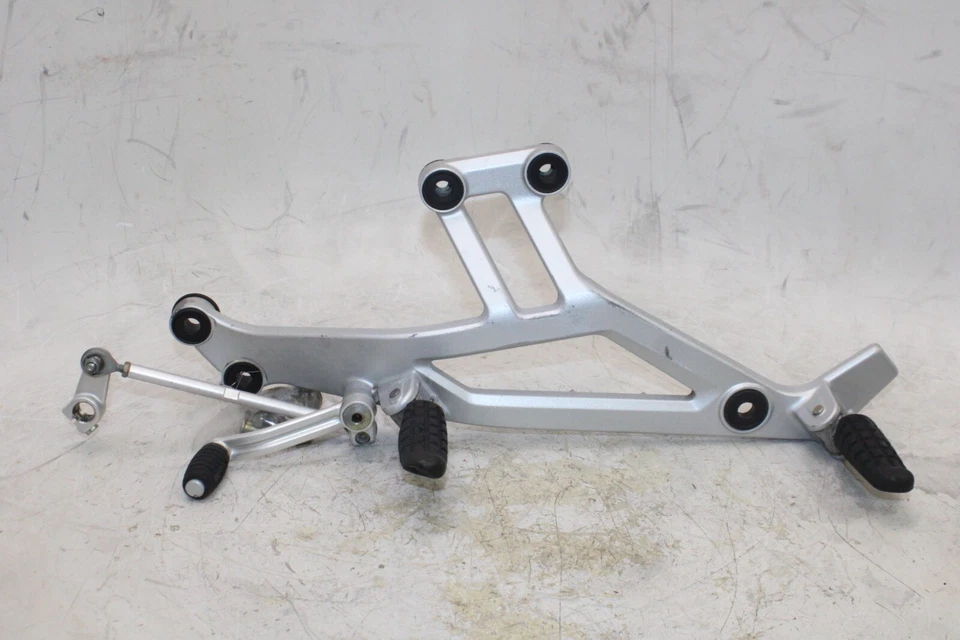 Juego trasero izquierdo Ducati Monster 900 1998 fabricante original estriba con palanca de cambios Foto 1 de 4