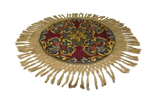 Vintage Beautiful Needlepoint Round Piano Scarf 32" Diameter Table Topper - Picture 1 of 9