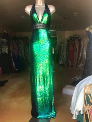 LOTE 10,15,20 Jovani Karishma, Faviana, Clarisse, Tiffany Jonathan k Foto 1 de 4