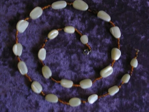 Vintage Antique Art Deco 1930's Mother of Pearl & Venetian Glass Bead Necklace - Picture 1 of 3