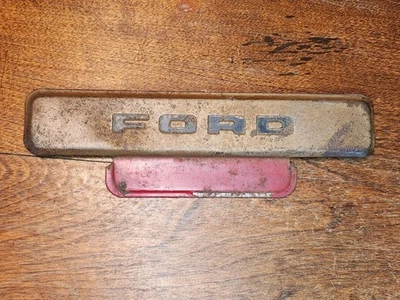 Placa de eliminación de radio original 1951 1952 F1 F2 F3 camioneta Ford 51 52 Foto 1 de 4