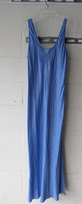 Maxi Vestido Sin Mangas Victoria's Secret Seda Arrugado Bordado Abertura Lateral Foto 1 de 4