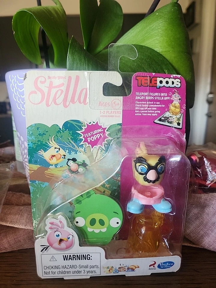 HASBRO 2013 GRY BIRDS TELEPODS STELLA KNOCK PIGGY AWAY POPPY SELADO EUROPEU - Imagem 1 de 4