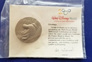 Walt Disney World 2000 " Celebrate the Future Hand in Hand" Millenial Pin - Picture 1 of 2