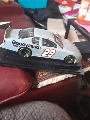 Coche de prueba de servicio Goodwrench Revell #29 2002 Kevin Harvick 1/24  Foto 1 de 4