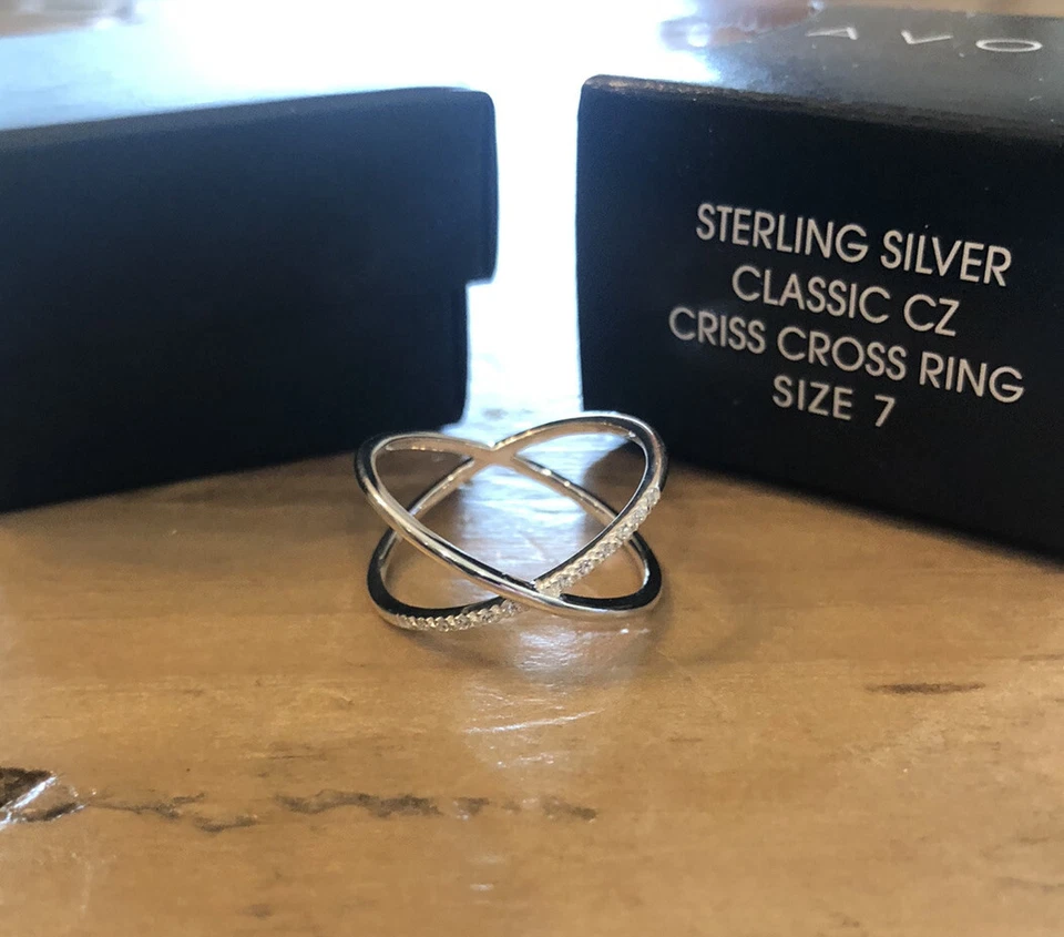 Avon 925 Sterling Silver Criss Cross Ring Size 6