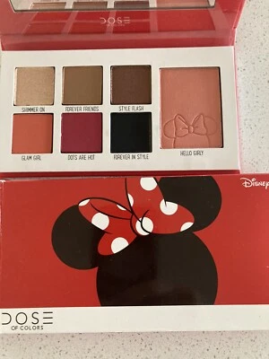 Disney dose of colors Minnie mouse eyeshadow palette new in box 6 shades & Blush - Image 1 of 4