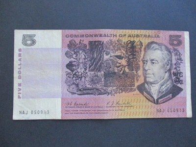 Australian Banknotes: Circulated $5- Great Item, Must Have! (T7243) - image 1 of 2